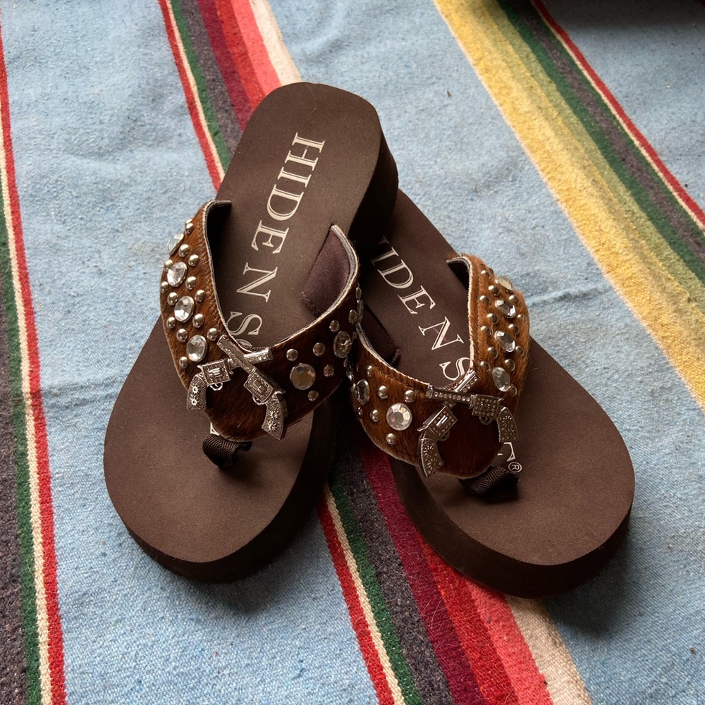 Flip flops